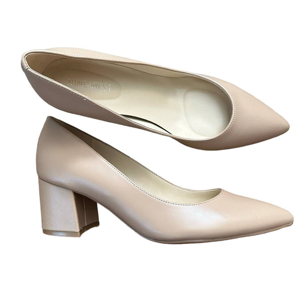 Nine West Nude Pumps